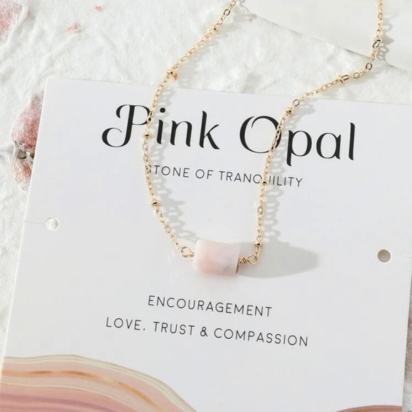 Jewelry - Pink Opal necklace. New.